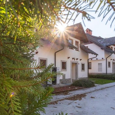 Apartmaji Potepuh Kranjska Gora Ngoại thất bức ảnh