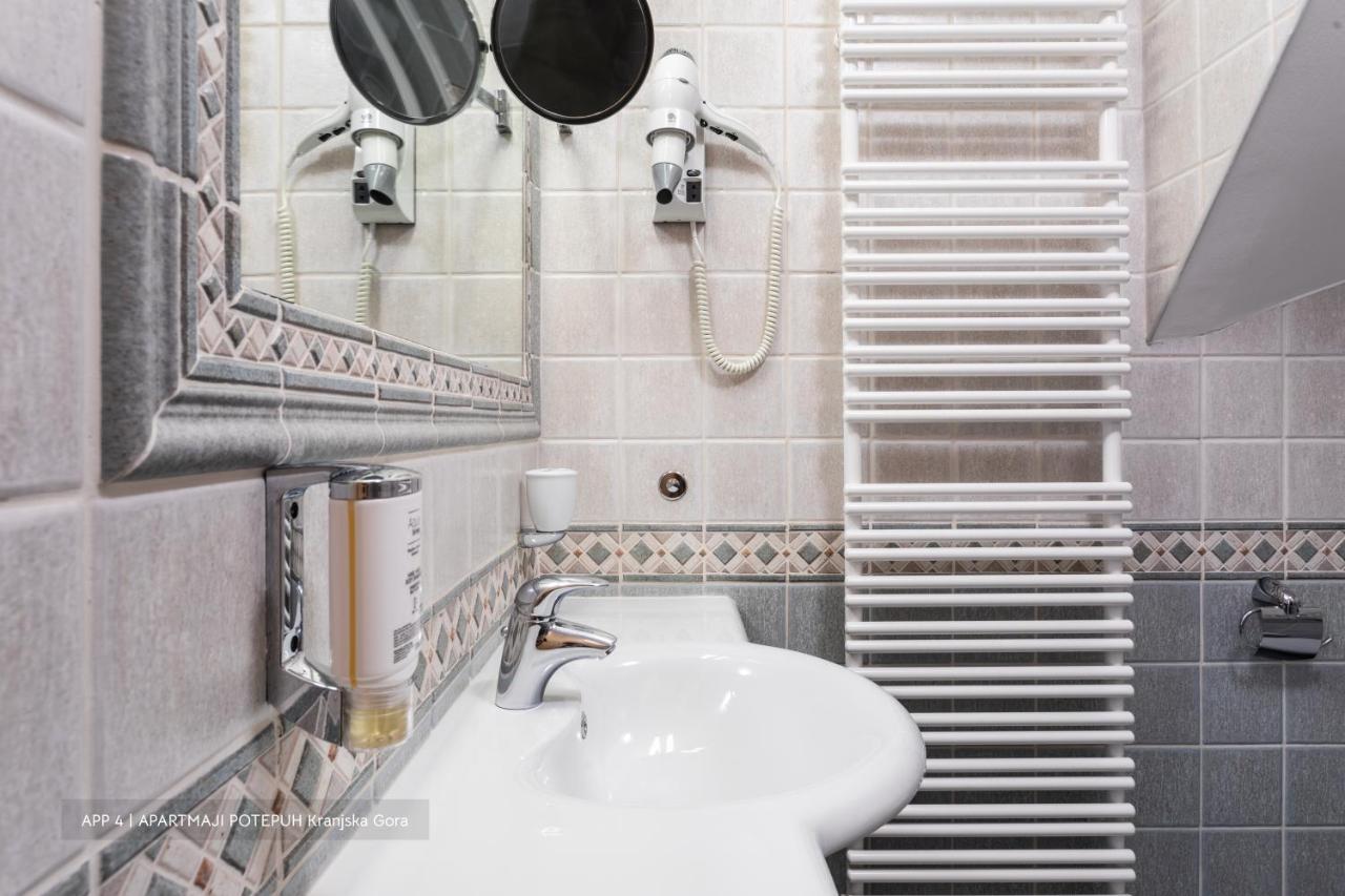 Apartmaji Potepuh Kranjska Gora Ngoại thất bức ảnh